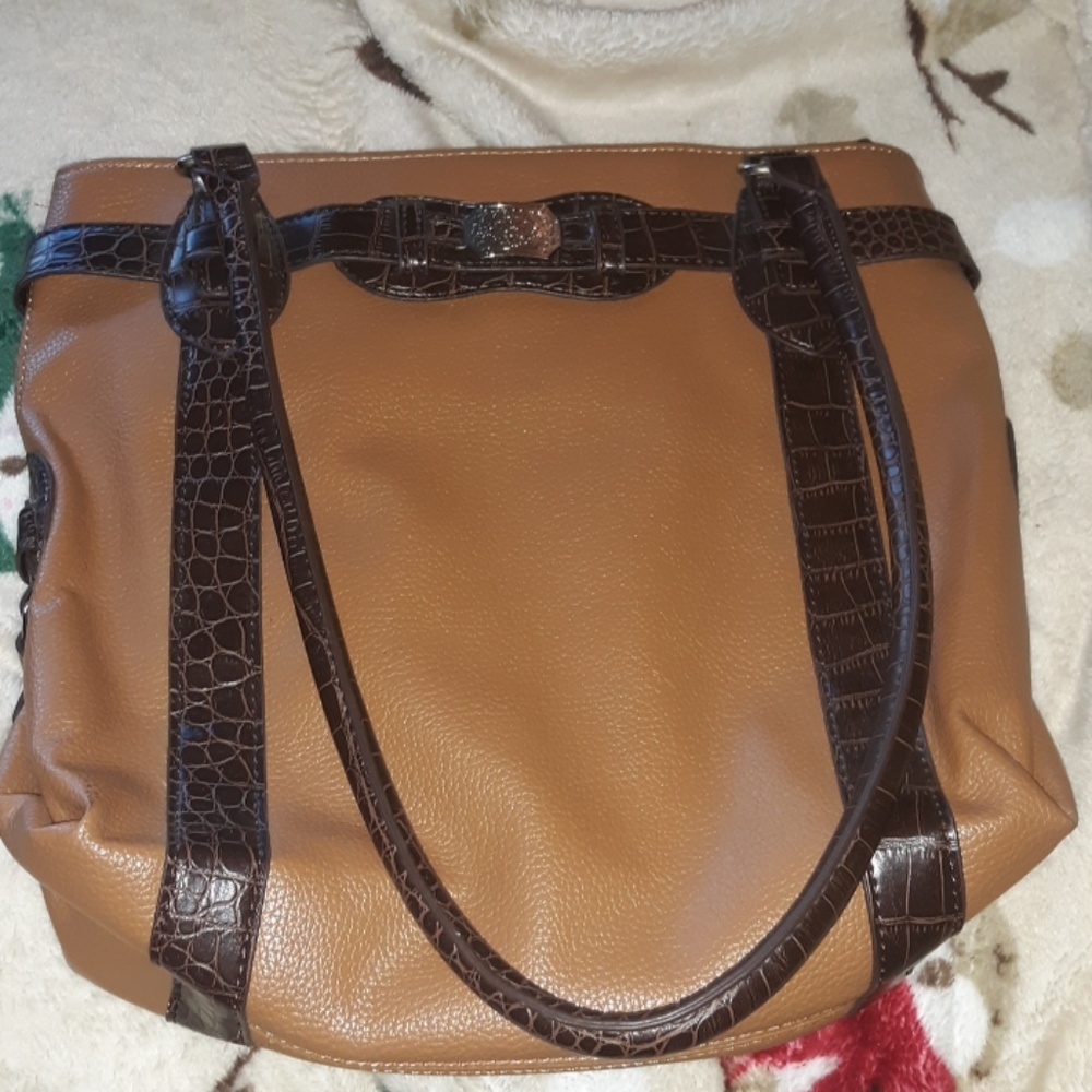 Cato purse